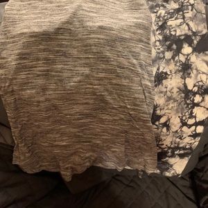 Lululemon tank and Capri pants. Size 6.